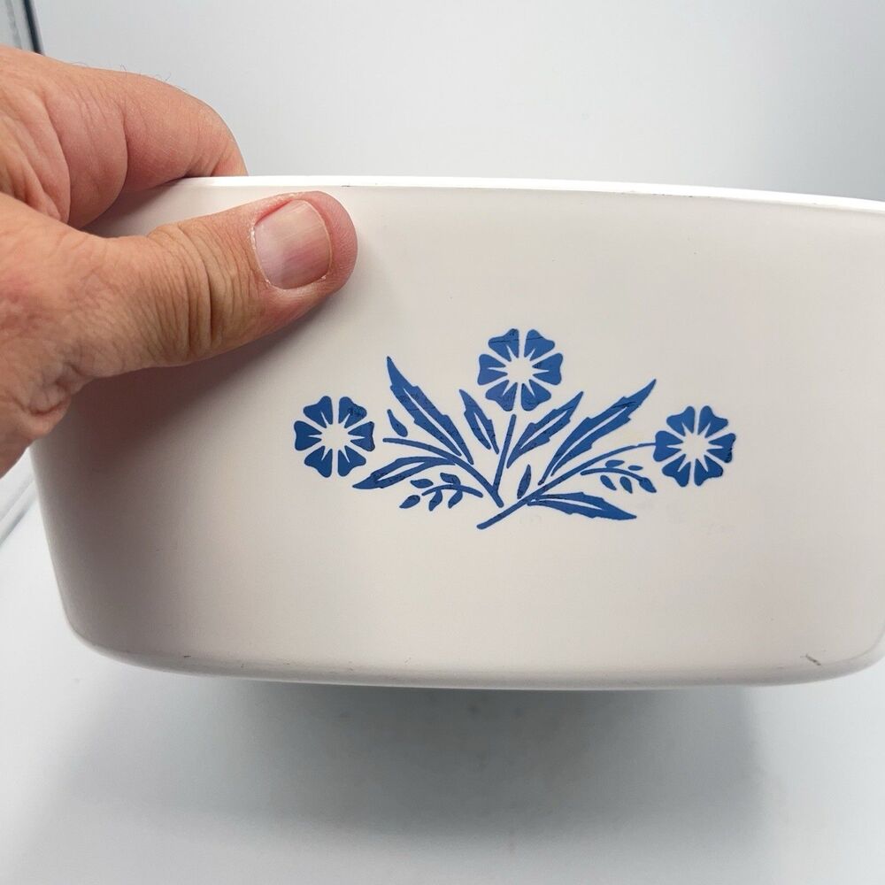 Vintage Corning Ware Blue Cornflower 4 Qt Casserole P-84-B w/ Lid USA 1960s - Picture 7 of 13